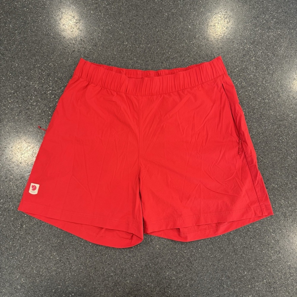 FJALLRAVEN Women's High Coast Relaxed Shorts Rowan Red EU 46 - US 35"‎